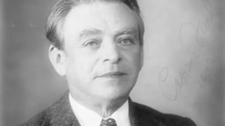 Read more about the article Casimir Funk’s Discovery in Nutrition Science who introduced vitamins