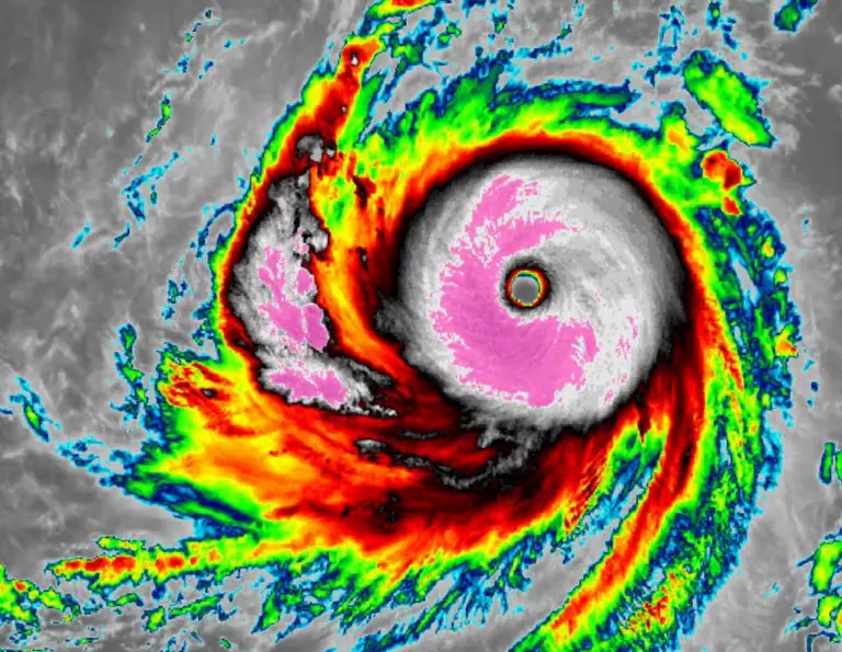 Read more about the article Powerful West Pacific Typhoon “Soudelor”