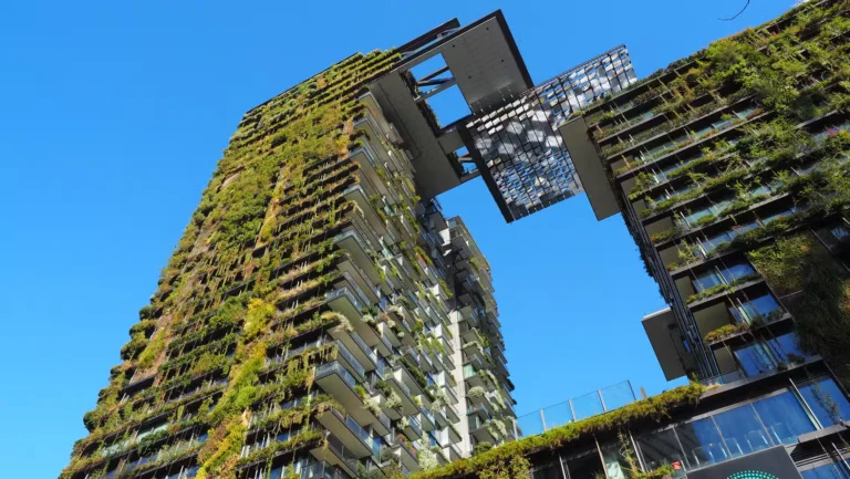 Read more about the article Green Building Insurance : A Guide to Sustainable green Coverage